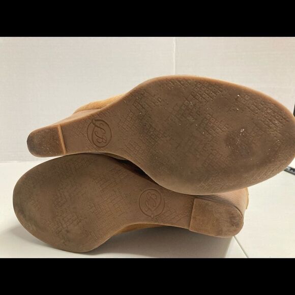 LUCKY BRAND, suede wedge booties, size 7 1/2 M,Tan‎ - Picture 13 of 16